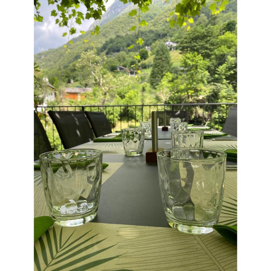 Отель Osteria Vittoria Лавертеццо Экстерьер фото